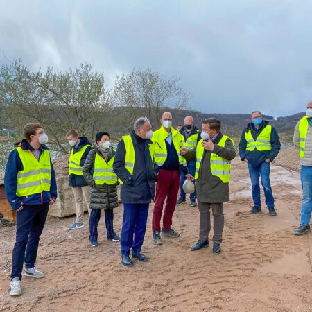 Ministerpräsident Stephan Weil zu Besuch im Kieswerk Lammert und Reese