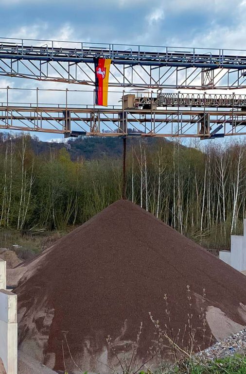 Ministerpräsident Stephan Weil zu Besuch im Kieswerk Lammert und Reese