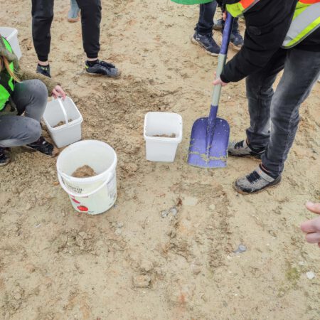 Lehmsuche im Kieswerk Grauen