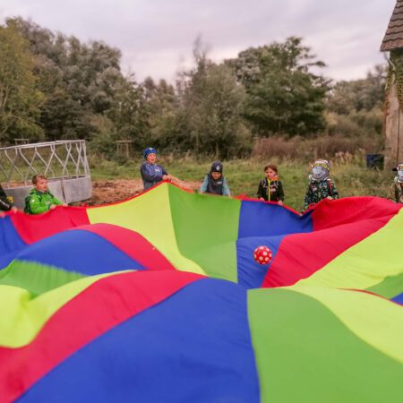 Kinderaktion am Artenschutzhaus